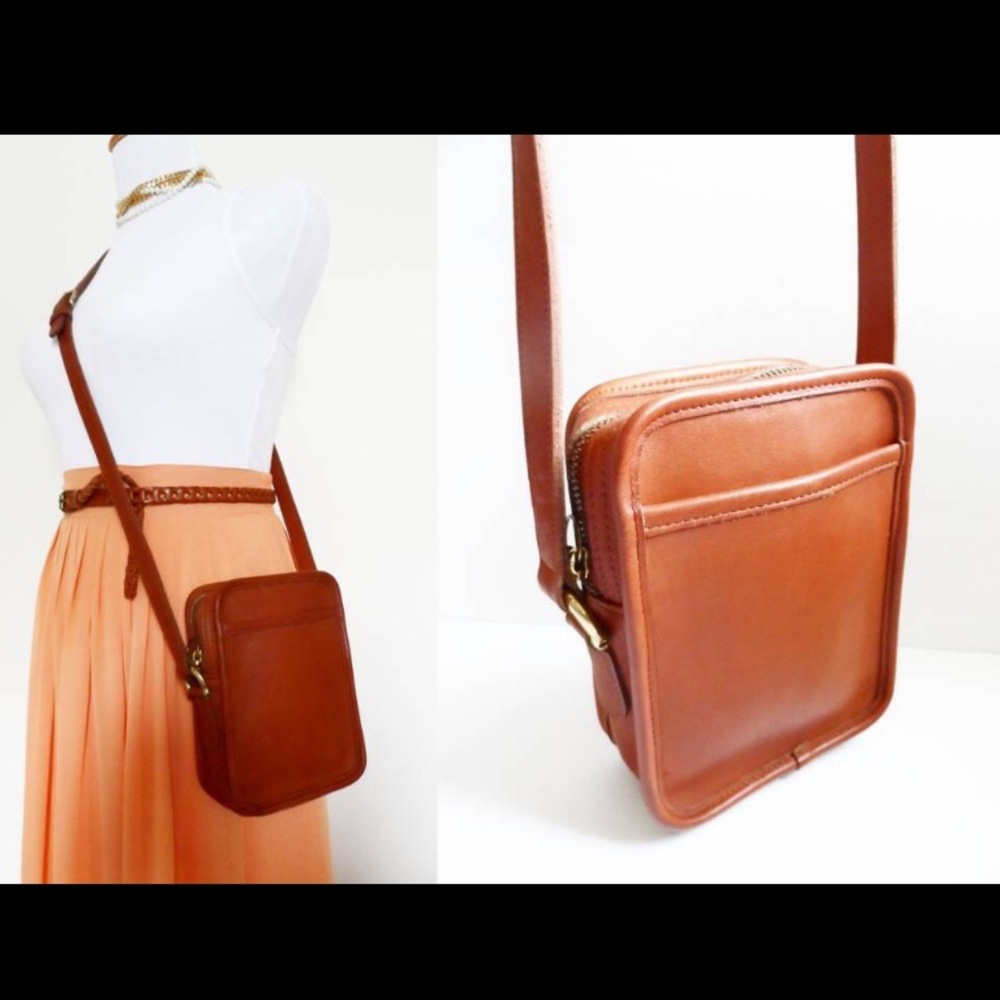 Vintage Coach 90’s Camera Bag